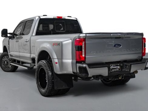 Used 2024 Ford F350 Lariat AWD/4WD image 9