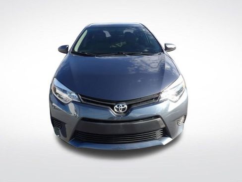 Used 2016 Toyota Corolla LE FWD image 2