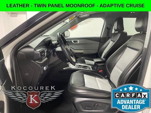 Used 2023 Ford Explorer XLT w/ Equipment Group 202A AWD/4WD image 11