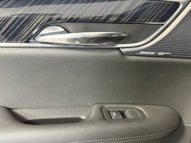 Used 2024 Cadillac XT6 Premium Luxury AWD/4WD image 25