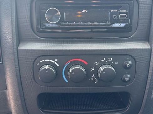 Used 2004 Dodge Ram 2500 Truck SLT w/ Sport Appearance Group image 17