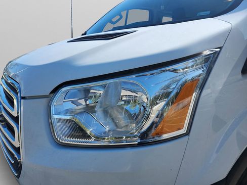 Used 2019 Ford Transit 350 XLT image 27