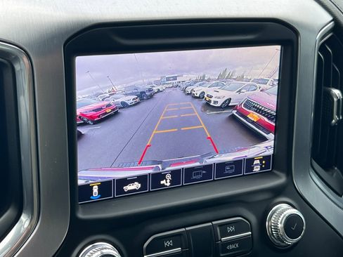 Used 2023 GMC Sierra 3500 SLT w/ Gooseneck/5TH Wheel Package image 18