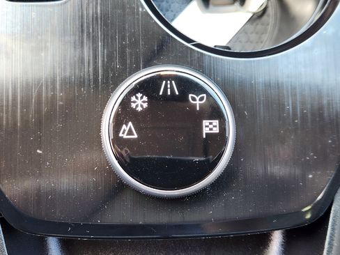 Certified 2023 Nissan Rogue SV image 21