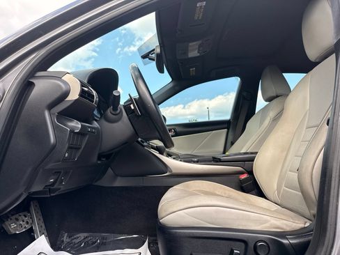 Used 2014 Lexus IS 250 w/ F-Sport Package RWD image 14