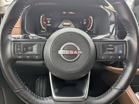 Used 2023 Nissan Pathfinder Platinum w/ Lighting Package (N93) image 17