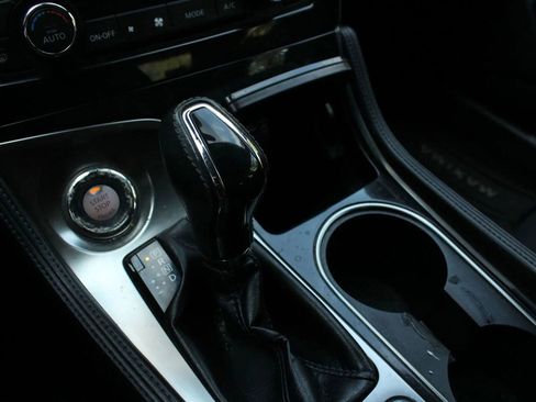 Used 2020 Nissan Maxima 3.5 S w/ Floor Mat Group FWD image 31