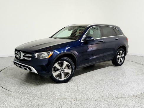 Used 2022 Mercedes-Benz GLC 300 4MATIC image 1