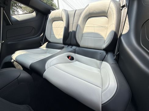 Used 2025 Ford Mustang GT Premium RWD image 24