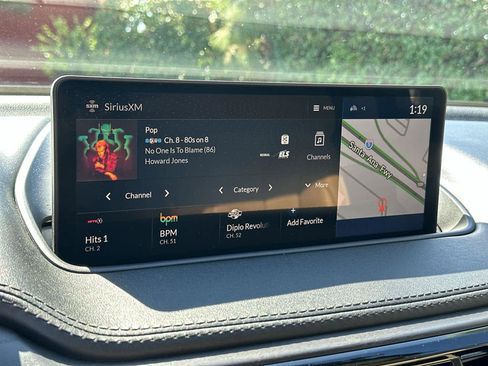 Used 2023 Acura MDX SH-AWD w/ Advance Package image 16