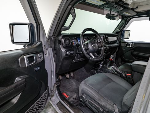 Used 2021 Jeep Gladiator Sport AWD/4WD image 13