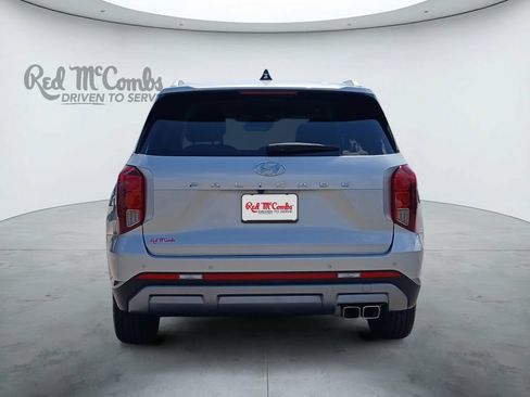 Used 2024 Hyundai Palisade SEL FWD image 4