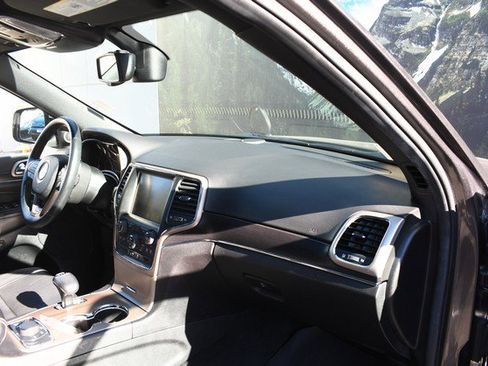 Used 2014 Jeep Grand Cherokee Limited w/ Trailer Tow Group IV image 25