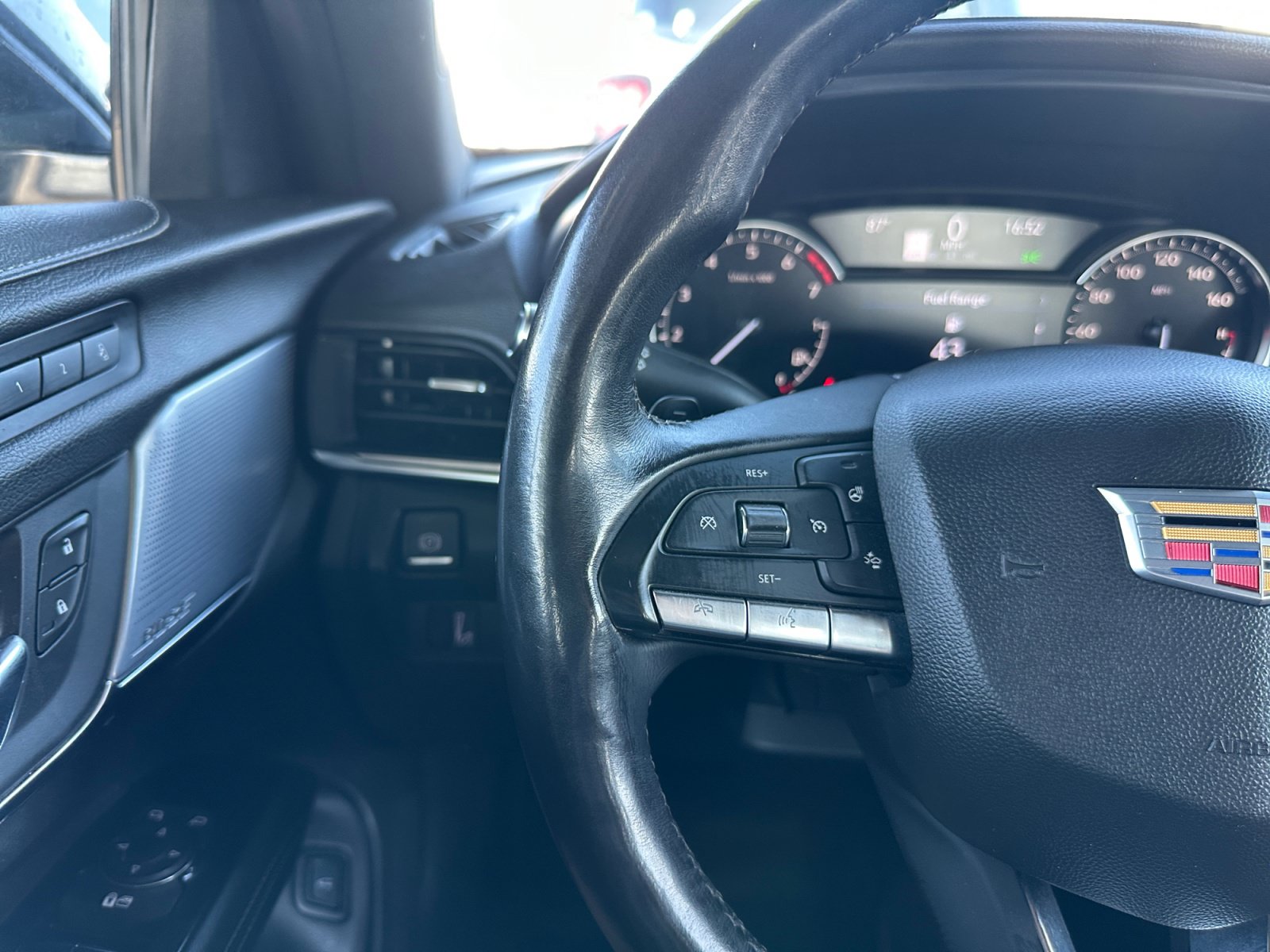 Used 2025 Cadillac CT4 Premium Luxury AWD/4WD image 20