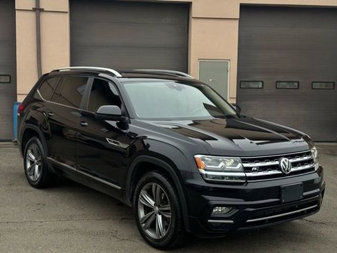 Used 2019 Volkswagen Atlas SEL R-Line image 3