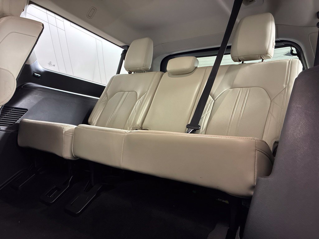 Used 2019 Ford Expedition Max Platinum RWD image 34