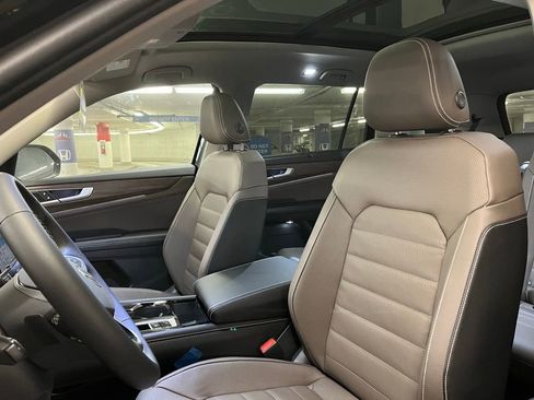New 2026 Volkswagen Atlas SEL AWD/4WD image 21