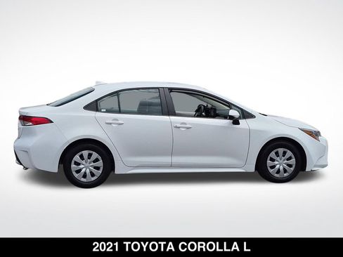 Used 2021 Toyota Corolla L FWD image 6
