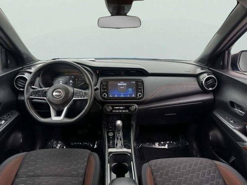 Used 2023 Nissan Kicks SR FWD image 40
