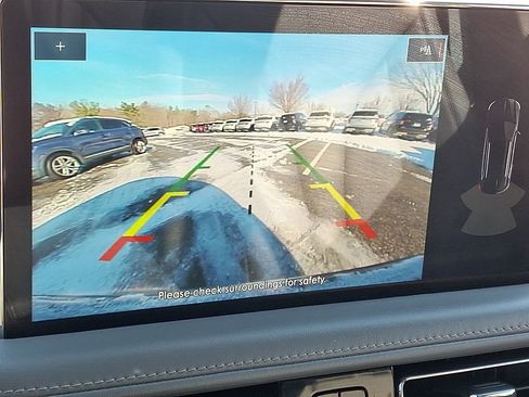 Used 2022 Lincoln Nautilus Reserve image 4