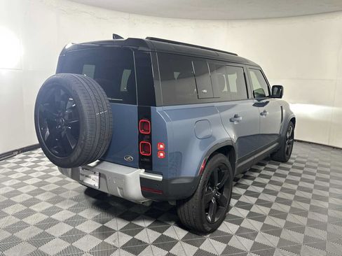 Used 2023 Land Rover Defender 110 SE AWD/4WD image 7