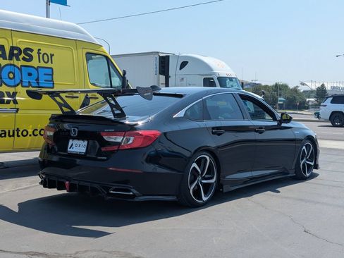 Used 2022 Honda Accord Sport image 4