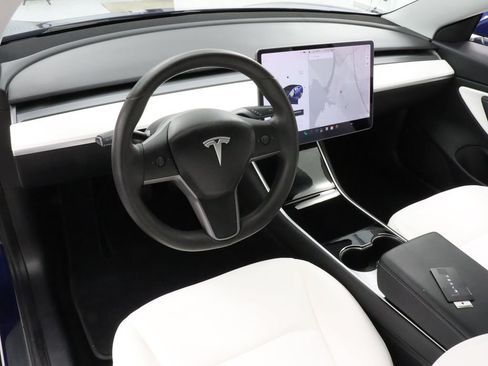 Used 2020 Tesla Model 3 Long Range AWD/4WD image 11