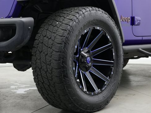 Used 2020 Jeep Wrangler Unlimited Rubicon w/ Steel Bumper Group AWD/4WD image 10