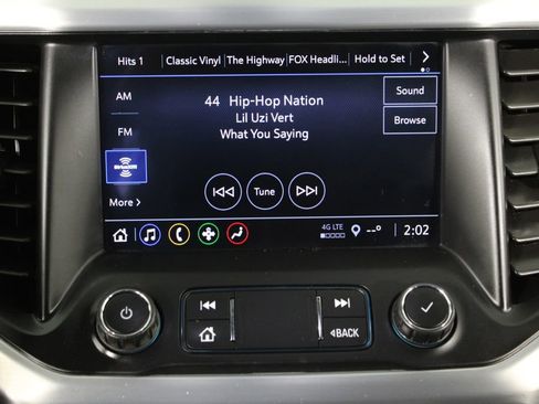 Used 2020 GMC Acadia SLT image 7