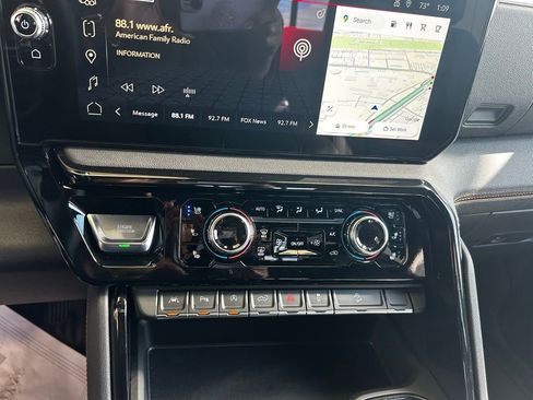 Used 2026 GMC Sierra 1500 AT4 w/ AT4 Premium Package image 15