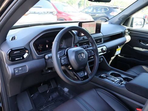 New 2026 Honda Pilot Black Edition image 17