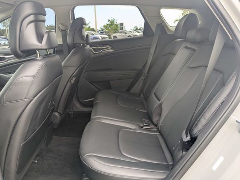 Certified 2026 Kia Sportage EX FWD image 16