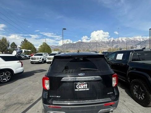 Used 2021 Ford Explorer Limited w/ Equipment Group 301A image 3