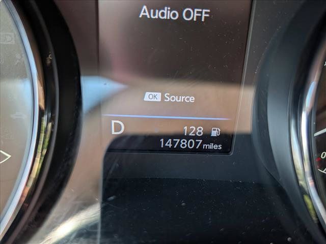 Used 2020 Nissan Rogue SV FWD image 35