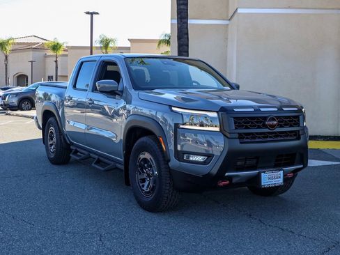 New 2026 Nissan Frontier Pro-X image 2