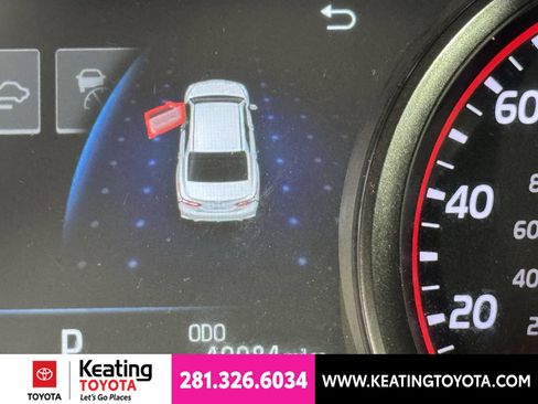 Used 2024 Toyota Camry XSE FWD image 25