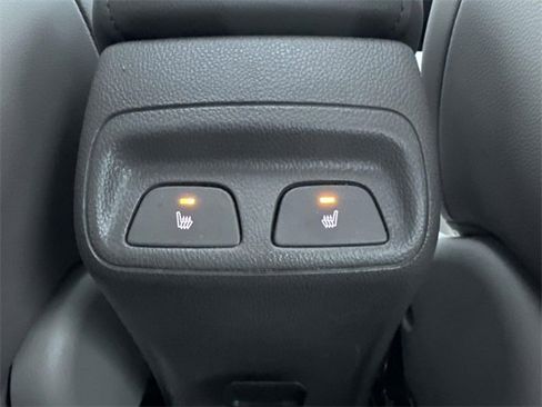 Used 2018 Chevrolet Cruze Premier image 29