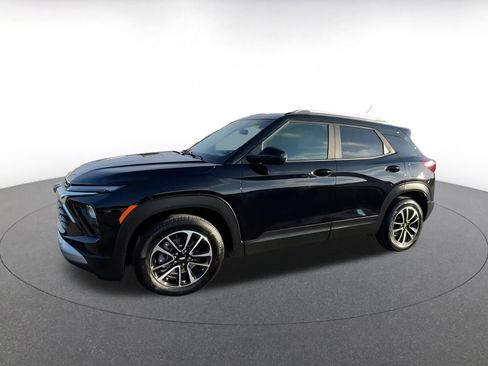 Used 2025 Chevrolet TrailBlazer LT image 8