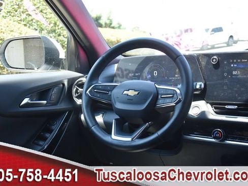 Used 2026 Chevrolet Equinox LT w/ Convenience Package II FWD image 28