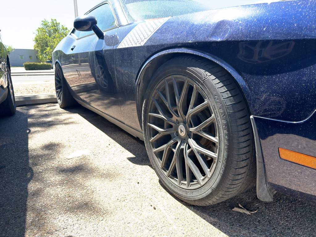 Used 2014 Dodge Challenger R/T Plus RWD image 5