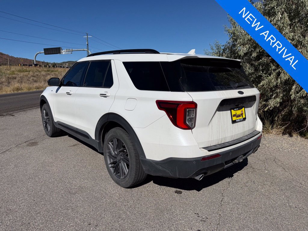 Used 2023 Ford Explorer ST-Line w/ Class IV Trailer Tow Package AWD/4WD image 4