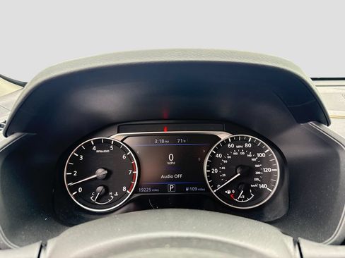 Used 2023 Nissan Altima 2.5 SV AWD/4WD image 19