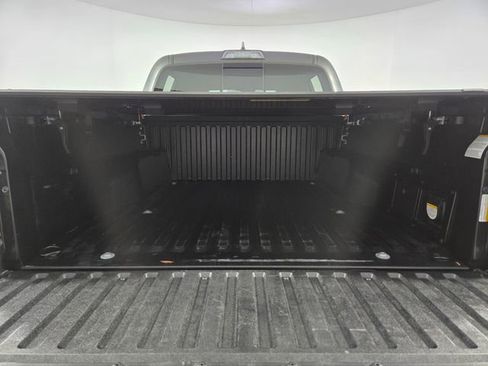 Used 2019 Toyota Tacoma TRD Off-Road image 27