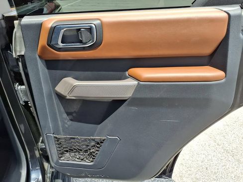 Used 2022 Ford Bronco Outer Banks AWD/4WD image 15