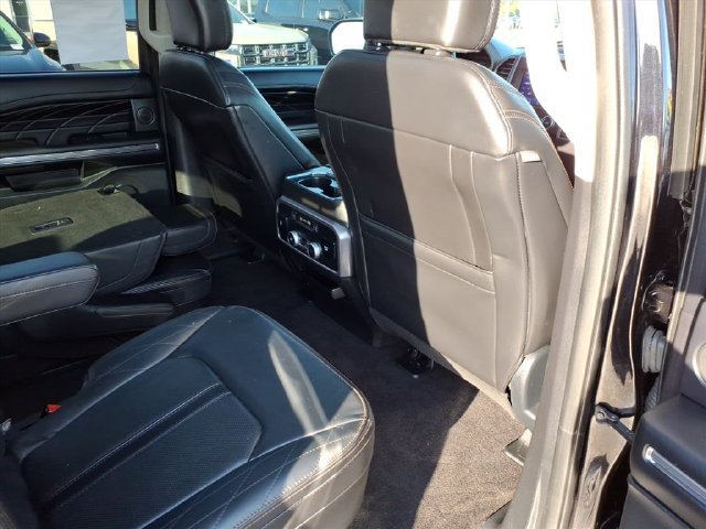 Used 2021 Ford Expedition Platinum AWD/4WD image 25