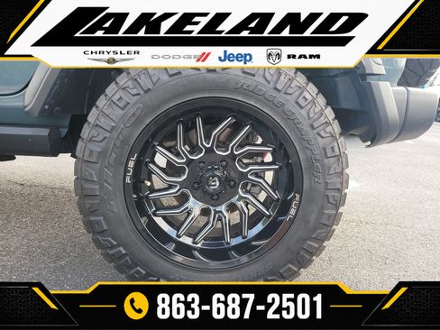 Used 2025 Jeep Wrangler Unlimited Sport AWD/4WD image 8