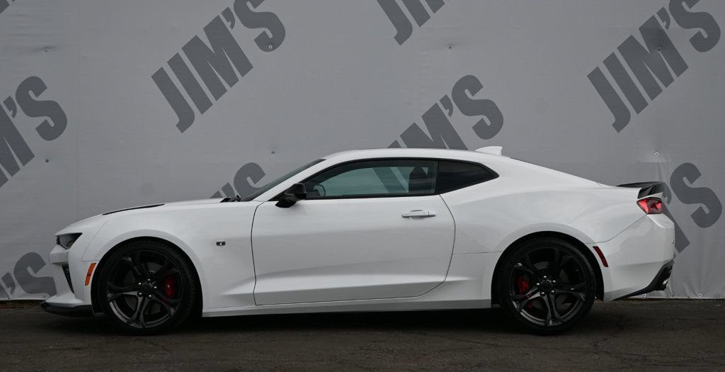 Used 2018 Chevrolet Camaro SS RWD image 8