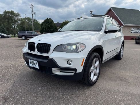 Used 2010 BMW X5 xDrive30i image 11