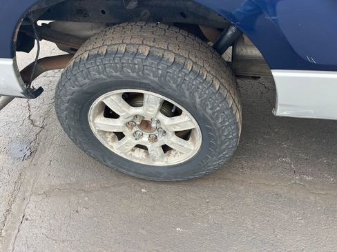 Used 2011 Ford F150 XLT w/ XLT Chrome Pkg image 30