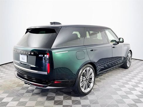 New 2026 Land Rover Range Rover Long Wheelbase SE image 5